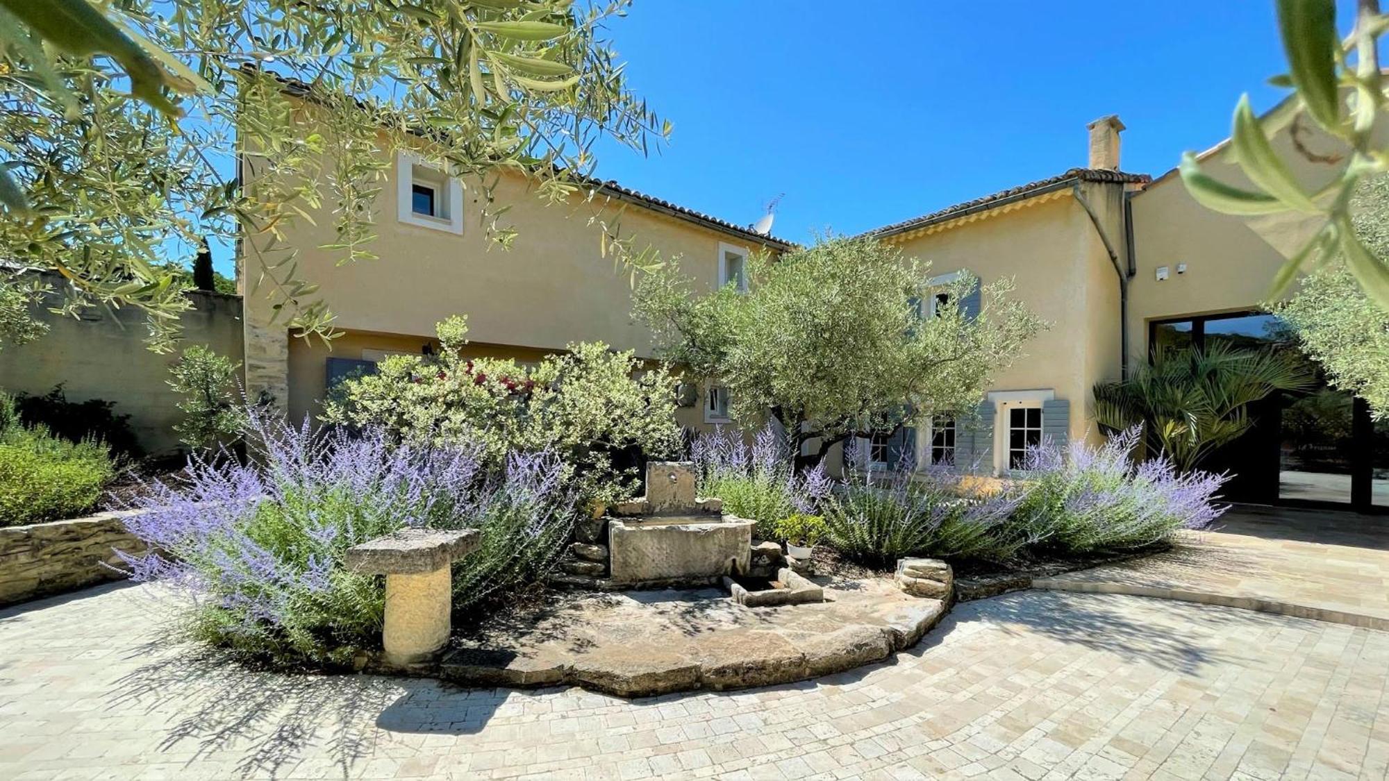 Clos Saint-Michel Resort & Spa Malaucène Eksteriør bilde