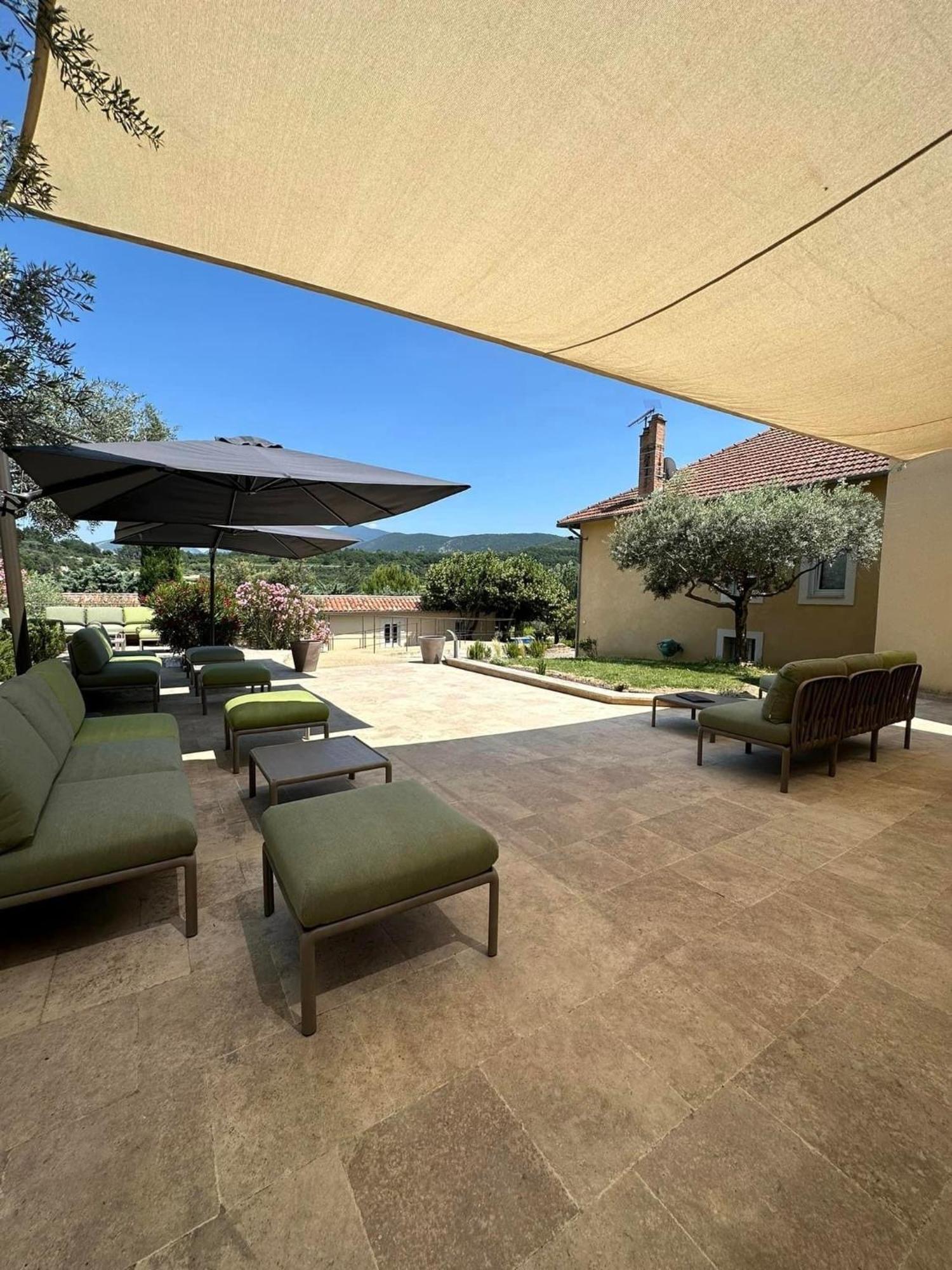 Clos Saint-Michel Resort & Spa Malaucène Eksteriør bilde