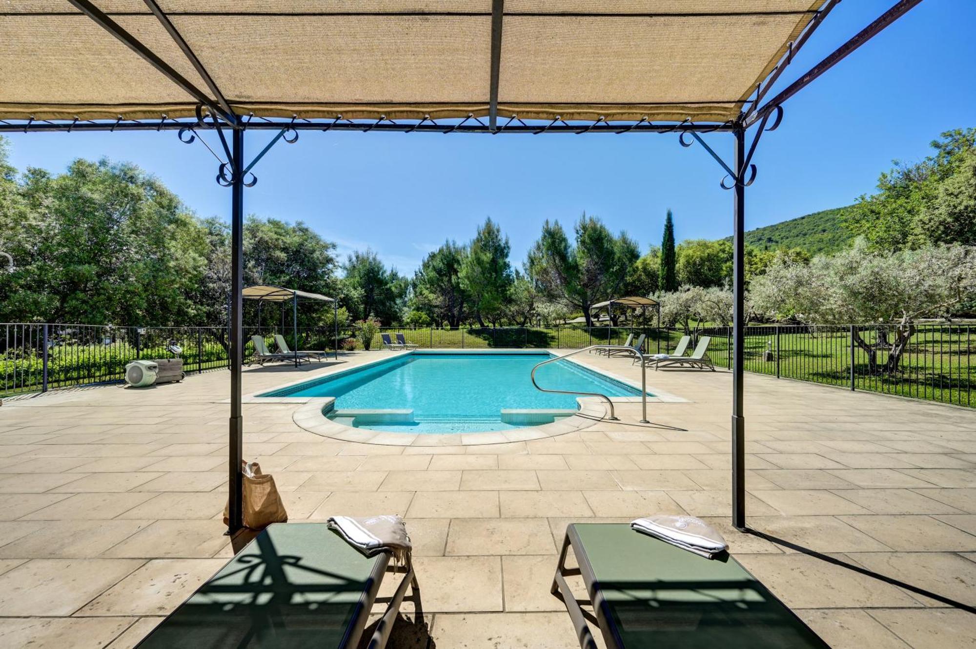 Clos Saint-Michel Resort & Spa Malaucène Eksteriør bilde